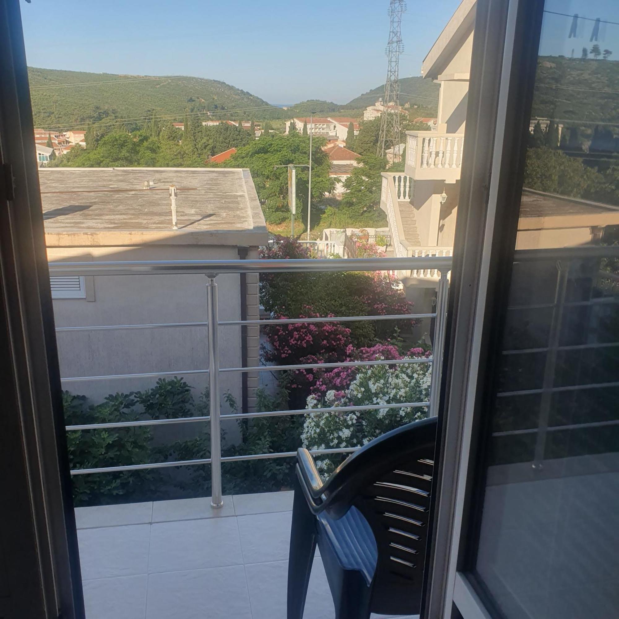 Apartmani Lalo Jankovic Sutomore Kültér fotó